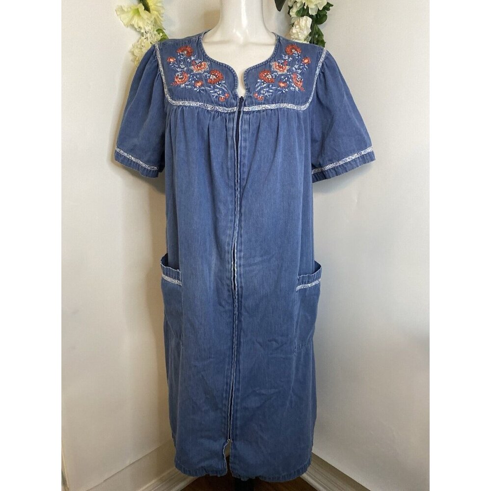 Go Softly Patio Dress Blue Denim Midi Embroidered Short Sleeve Full Zip Sz Large